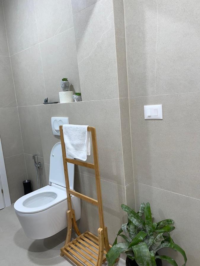 Smart Home , Lovely Apartment In Tirana Esterno foto